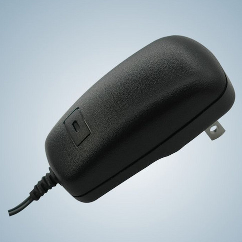 adaptador de corriente alterna universal delgado ligero 15W con la amplia gama para I.T.E general