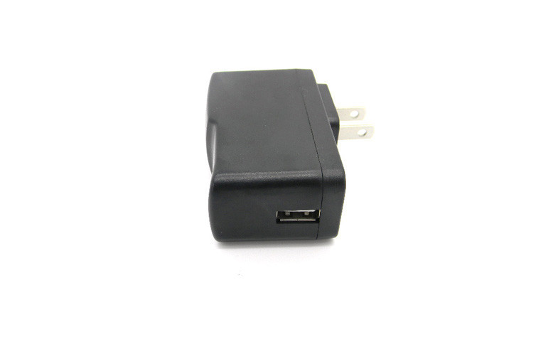 la UE constante del voltaje del cargador de viaje USB universal de 5V 2A tapa para la PC/Smartphone