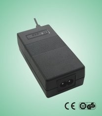 Verde 24W 0.6A - 60A 189V a 264 v AC / DC Laptop Desktop alimentación de adaptador de conmutación