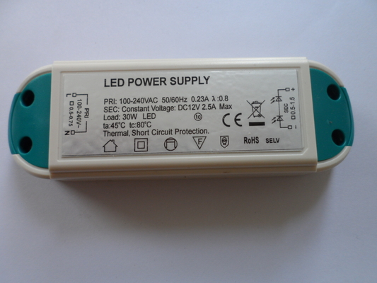 500Ma el voltaje constante 24V DC del EN 61347-2-13 llevó el conductor 6W 9W 12W de Downlight