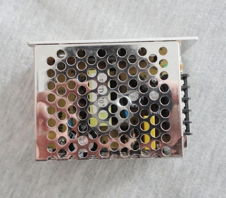 la CA universal de la C.C. de 24W 2A 12V entró el transformador llevado conmutación de la fuente de alimentación del conductor