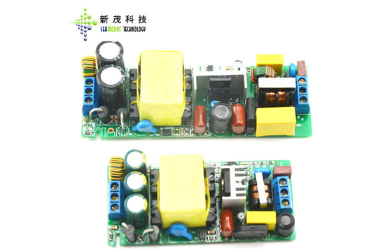El alimentación del LED fuente el conductor constante 85V - 265V CA, CE RoHS de la corriente LED de 18 vatios