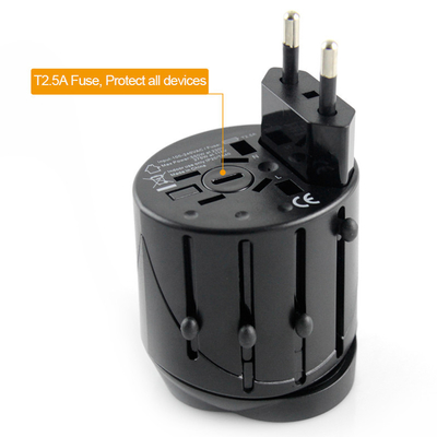 Adaptador de corriente alterna del viaje internacional con el puerto y el fusible de USB protegidos