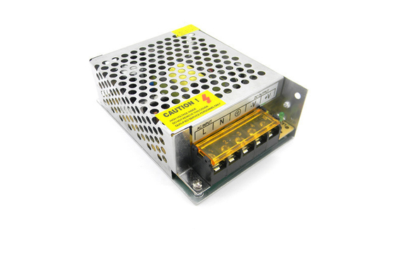 CA 60Watt al adaptador de DC sobre el voltaje para la luz del LED, cortocircuito