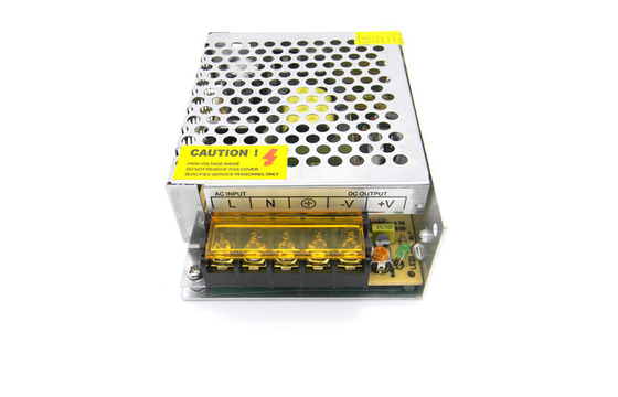 CA 60Watt al adaptador de DC sobre el voltaje para la luz del LED, cortocircuito