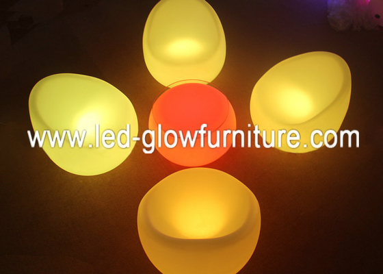 El color moderno cambió la silla rechargable del LED con el adaptador para casarse la decoración