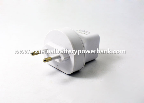 los puertos de USB duales universales 220V emparedan el enchufe de la UE del adaptador del cargador para el iPhone