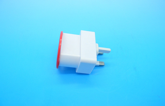 El enchufe BRITÁNICO universal actual constante del cargador de viaje USB 5V 2.0A, FCC pieza 15B