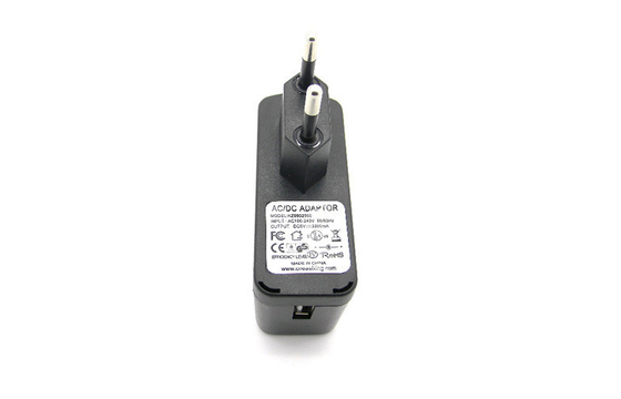 Cargador de viaje USB del universal de AC100-240V