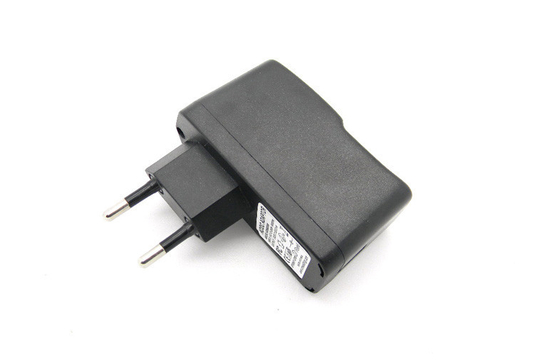 Cargador de viaje USB del universal de AC100-240V