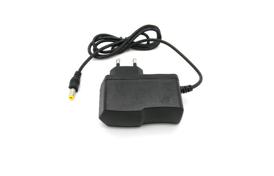 CA al adaptador 9V 1A sobre el voltaje para el router, 100-240Vac del soporte de la pared de DC