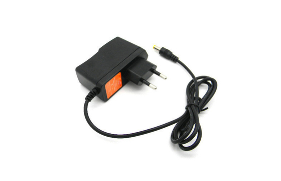 CA al adaptador 9V 1A sobre el voltaje para el router, 100-240Vac del soporte de la pared de DC