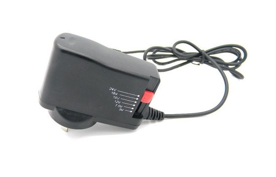 Extremidades actuales de DC del adaptador de corriente alterna 8 del soporte de pared universal 1000mA del enchufe 3-12V de SAA