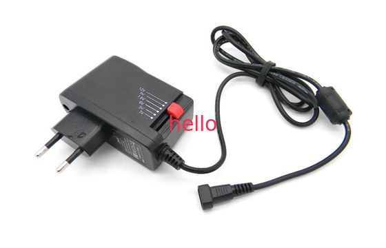 6 adaptador ajustable de la CA DC del voltaje 3-12V del universal de las extremidades 2500mA de DC