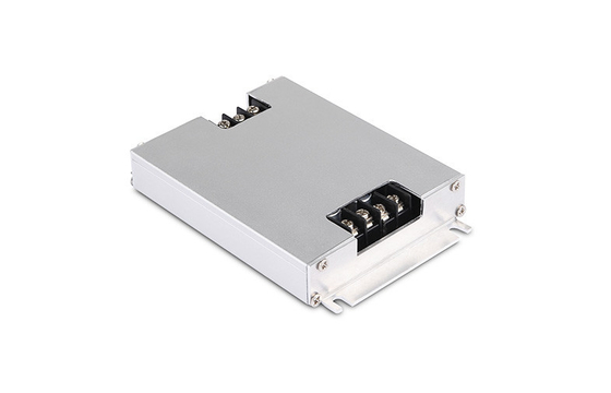 Fuente de alimentación del coche LED 20A de la eficacia alta 90W 4.5V para la pantalla a bordo
