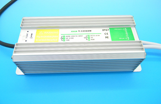 60w conductor constante de aluminio de la corriente LED de la fuente de alimentación de la prenda impermeable del condensador electrolítico IP68