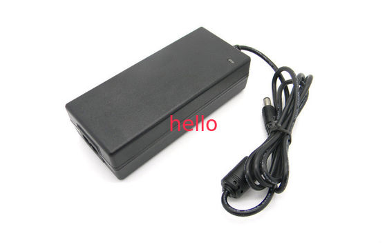Fuente de alimentación de la transferencia/adaptador de escritorio eléctricos del externo 12V 5A