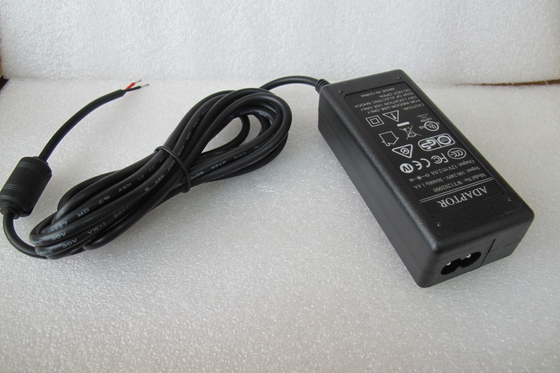 Adaptador de escritorio de la fuente de alimentación de la transferencia