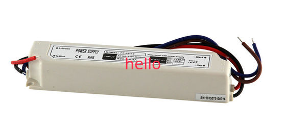 Prenda impermeable de salida única 20W del conductor constante del voltaje LED de la eficacia alta