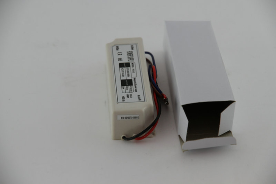 300 VAC de 3A 36W de gama completa del voltaje del conductor constante de la prenda impermeable LED para la cámara CCTV