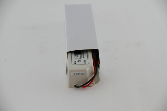 300 VAC de 3A 36W de gama completa del voltaje del conductor constante de la prenda impermeable LED para la cámara CCTV