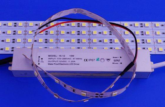 conductor constante llevado al aire libre para las tiras llevadas, iluminación decorativa del voltaje de 15W 12vdc