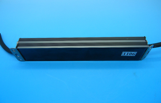 La FCC del conductor de la prenda impermeable de la fuente de alimentación de Transformator 30W12V LED pieza 15B IP68 con el CE RoHS