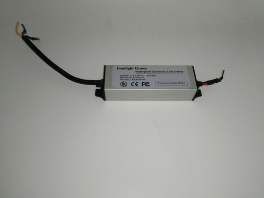 Fuente de alimentación impermeable del conductor del LED, conductor del voltaje LED de 12V 3A Constact