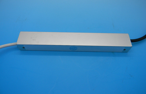 El LED impermeabiliza la CA de la fuente de alimentación al adaptador de DC 12W 12V 1APower, sobre voltaje