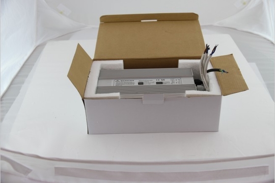 conductor exacto 200W 8300mA, conductor de la prenda impermeable LED de 24V DC de la luz de EPA3050B EMC LED