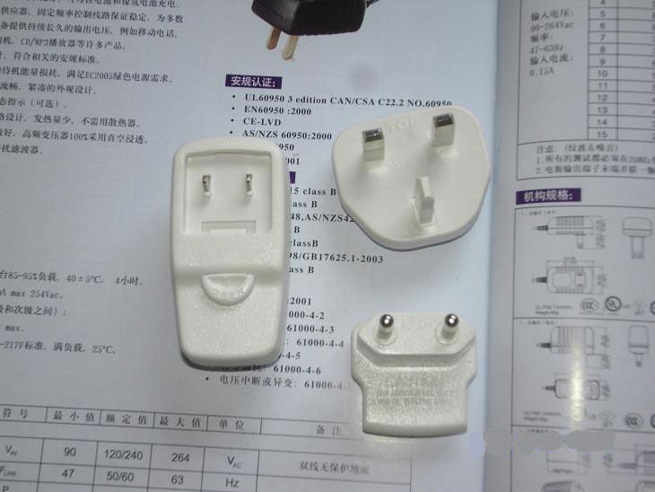 Burn-in EMI portátil Auto Universal USB adaptador de corriente para teléfonos móviles, PDA, impresora