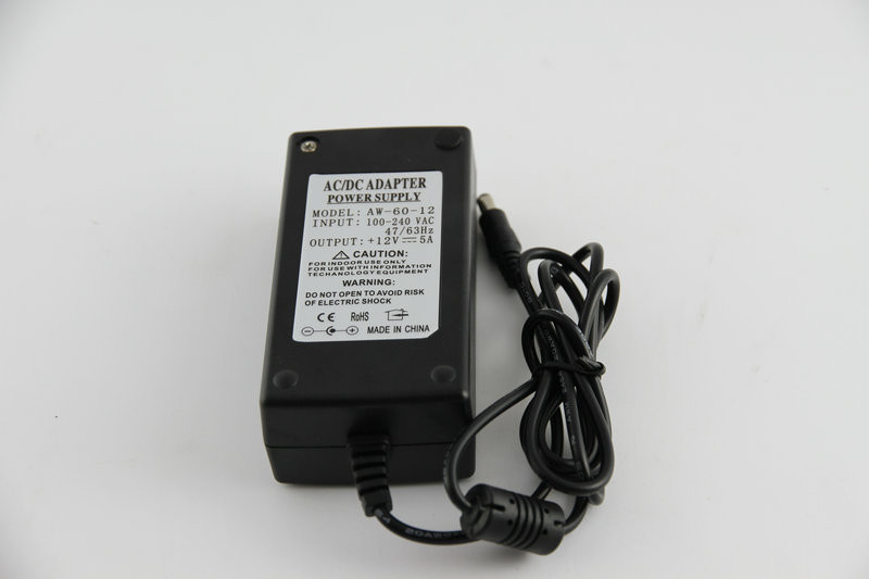 CA negra de 60W 60Hz 12 a voltio IP54 del adaptador 12 de voltio con la transferencia estable