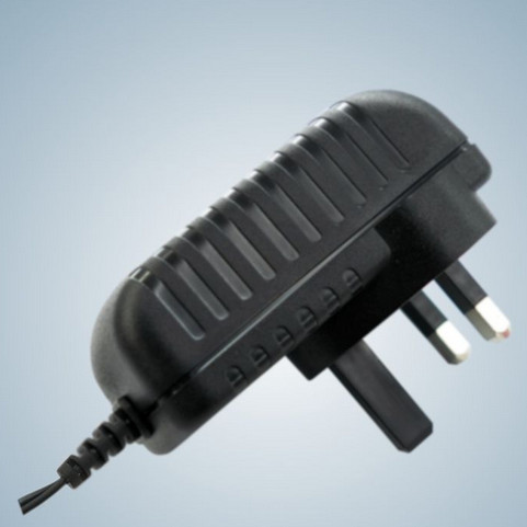 adaptador de corriente alterna universal EN60950/EN60065 del soporte de la pared 24W para las series KTEC de la electrónica KSAS024