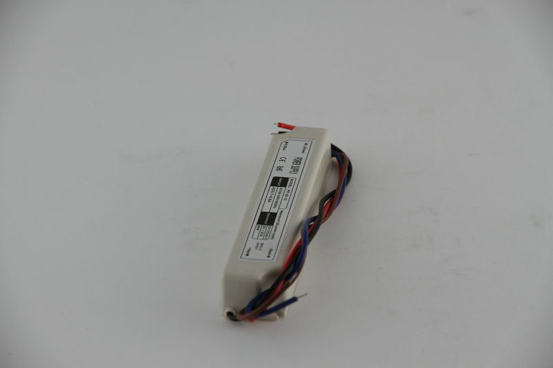 20W prenda impermeable constante de salida única del conductor del voltaje LED, conductor de 24V 12V LED