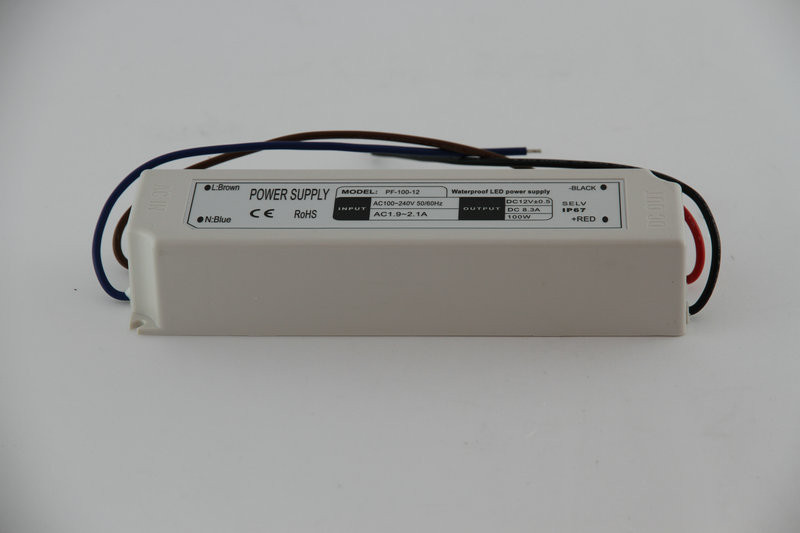 eficacia constante del conductor de voltio LED del voltaje 12 de 100W 50Hz con la protección contra sobrecarga