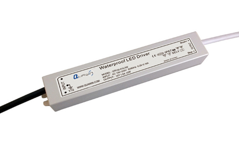 Voltaje constante conductor de la prenda impermeable LED de 15 vatios, circuito del conductor de la pantalla LED